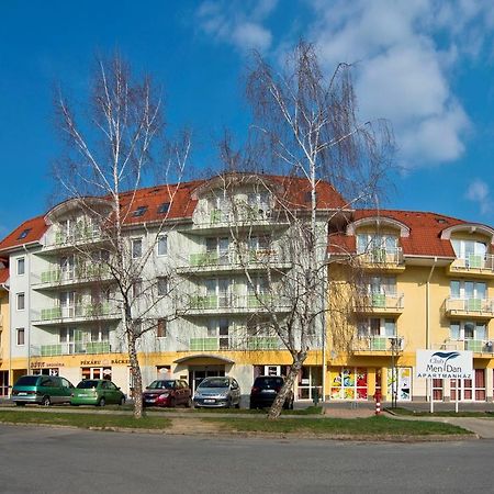Club Mendan Aparthotel Zalakaros Buitenkant foto