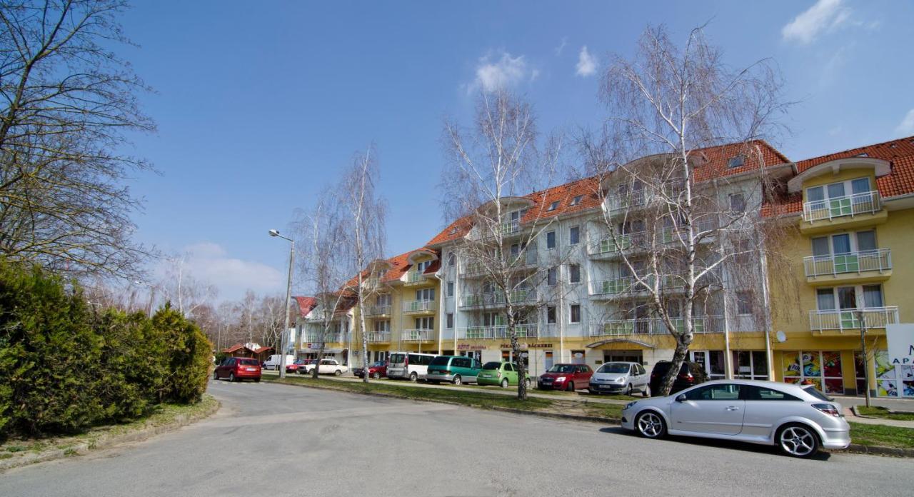 Club Mendan Aparthotel Zalakaros Buitenkant foto